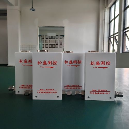 氣體流量控制器.jpg 氣體流量控制器.jpg